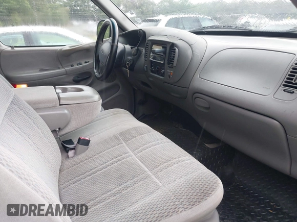 1997 Ford F-150 XL z VIN 1FTDX18W3VND39194, wystawiony jako IAAI lot #42653054 z przebiegiem 192 417 mil mil oraz . Historia ofert i sprzedaży dostępna na DreamBid. Obrazek 5.