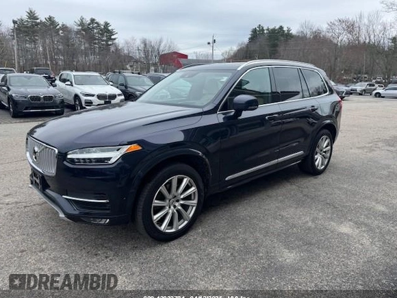 2017 Volvo XC90 Inscription with VIN YV4A22PL5H1131633, listed as a IAAI auction lot 42033784 with 192,154 mi miles. Bid and sale history available at carsss.com. Image 2.