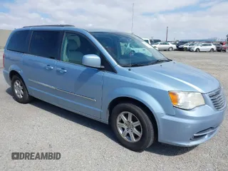 2013 Chrysler Town & Country Touring with VIN 2C4RC1BG6DR577044, listed as a IAAI auction lot 42081733 with 177,840 mi miles. Bid and sale history available at carsss.com. Image 1.