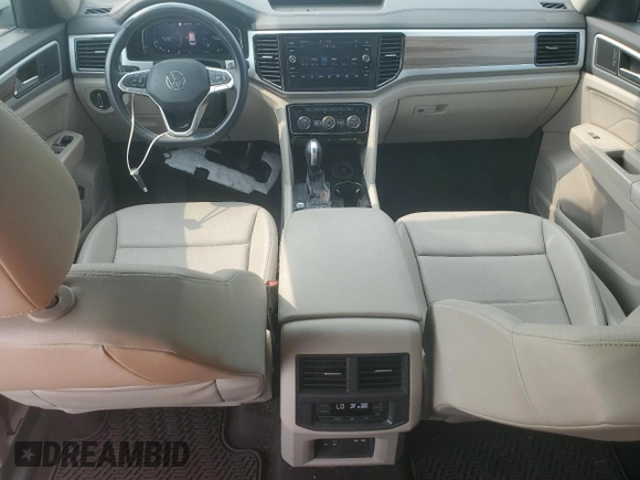 2021 Volkswagen Atlas SEL with VIN 1V2BR2CA7MC549227, listed as a Copart auction lot 59127625 with 35,698 mi miles and Salvage title. Bid and sale history available at DreamBid. Image 8.