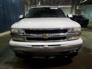 2005 Chevrolet Tahoe LT z VIN 1GNEC13T25J238739, wystawiony jako Copart lot #50338815 z przebiegiem 115 811 mil mil oraz Czysty tytuł • Clean title. Historia ofert i sprzedaży dostępna na DreamBid. Obrazek 5.