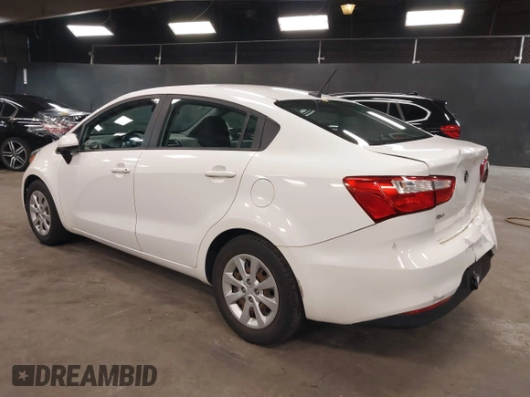 2016 Kia Rio LX with VIN KNADM4A38G6647353, listed as a IAAI auction lot 41822464 with 88,801 mi miles. Bid and sale history available at carsss.com. Image 3.