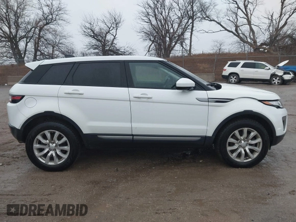 2017 Land Rover Range Rover Evoque SE z VIN SALVP2BG4HH173887, wystawiony jako IAAI lot #41214375 z przebiegiem 69 113 mil mil oraz . Historia ofert i sprzedaży dostępna na DreamBid. Obrazek 14.