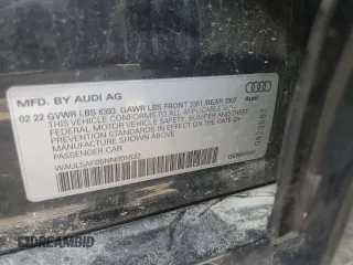 2022 Audi S8 z VIN WAULSAF85NN001632, wystawiony jako Copart lot #71361534 z przebiegiem 22 901 mil mil oraz Szkoda całkowita • Salvage title. Historia ofert i sprzedaży dostępna na DreamBid. Obrazek 12.