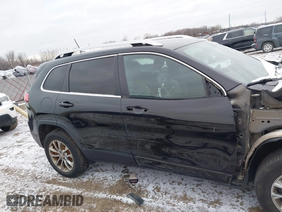 2019 Jeep Cherokee Altitude with VIN 1C4PJMLN3KD150464, listed as a IAAI auction lot 41192357 with 144,734 mi miles and . Bid and sale history available at DreamBid. Image 13.