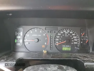 1999 Isuzu Trooper S z VIN JACDJ58X6X7912631, wystawiony jako Copart lot #74153604 z przebiegiem 141 037 mil mil oraz Szkoda całkowita • Salvage title. Historia ofert i sprzedaży dostępna na DreamBid. Obrazek 9.