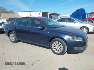 2015 Volkswagen Passat 1.8T Limited Edition with VIN 1VWAT7A32FC042719, listed as a IAAI auction lot 41629670 with 177,937 mi miles. Bid and sale history available at carsss.com. Image 1.
