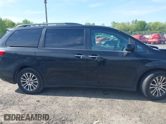 2018 Toyota Sienna XLE Auto Access Seat with VIN 5TDYZ3DC2JS926543, listed as a IAAI auction lot 42250898 with 138,489 mi miles and . Bid and sale history available at DreamBid. Image 13.