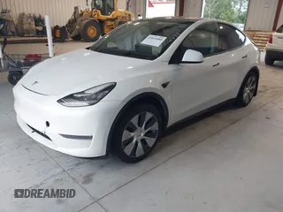2020 Tesla Model Y Long Range z VIN 5YJYGDEE8LF054338, wystawiony jako IAAI lot #39026888 z przebiegiem 86 142 mil mil oraz . Historia ofert i sprzedaży dostępna na DreamBid. Obrazek 16.