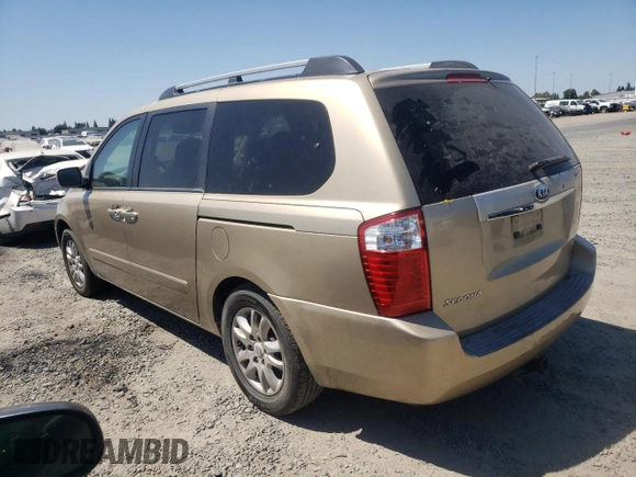 2006 Kia Sedona LX with VIN KNDMB233666035774, listed as a Copart auction lot 65491474 with 106,909 mi miles and Salvage Title. Bid and sale history available at carsss.com. Image 2.