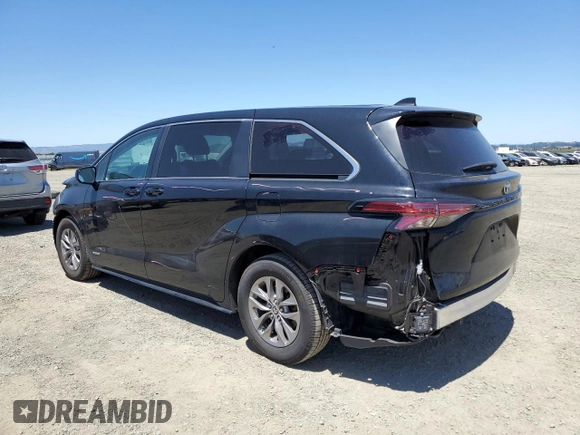 2021 Toyota Sienna LE с VIN 5TDKRKECXMS056186, выставлен на аукционе Copart как лот 57357395 с пробегом 30 580 миль миль и Списание • Salvage title. История ставок и продаж доступна на DreamBid. Изображение 2.