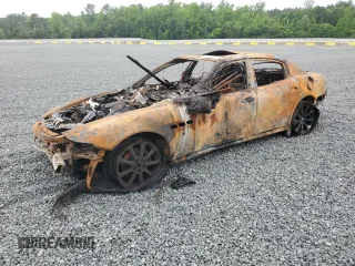 2006 Maserati Quattroporte z VIN ZAMCE39A860026507, wystawiony jako Copart lot #54833595 z przebiegiem Nie podano mil oraz Nie do naprawy • Non repairable. Historia ofert i sprzedaży dostępna na DreamBid. Obrazek 1.