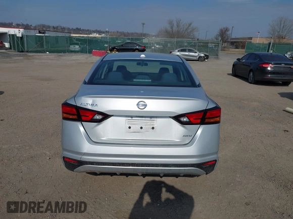 2019 Nissan Altima 2.5 S with VIN 1N4BL4BW0KC142252, listed as a IAAI auction lot 41722876 with 28,677 mi miles. Bid and sale history available at carsss.com. Image 16.