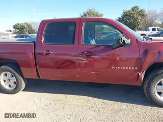 2008 Chevrolet Silverado 1500 LTZ with VIN 3GCEK13J68G265717, listed as a IAAI auction lot 41406840 with 232,153 mi miles. Bid and sale history available at carsss.com. Image 14.
