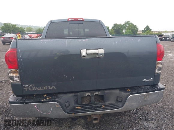 2008 Toyota Tundra z VIN 5TFBV54148X071912, wystawiony jako IAAI lot #42209379 z przebiegiem 261 492 mil mil oraz . Historia ofert i sprzedaży dostępna na DreamBid. Obrazek 21.