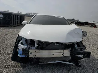 2022 Toyota Camry SE with VIN 4T1T11AK6NU062627, listed as a Copart auction lot 49185615 with 40,788 mi miles and Salvage Title. Bid and sale history available at carsss.com. Image 5.