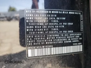 2018 Volkswagen Tiguan SEL z VIN 3VV2B7AX4JM153956, wystawiony jako Copart lot #61871675 z przebiegiem 84 252 mil mil oraz Szkoda całkowita • Salvage title. Historia ofert i sprzedaży dostępna na DreamBid. Obrazek 13.