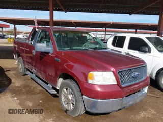 2005 Ford F-150 XLT with VIN 1FTRX12515FB34229, listed as a IAAI auction lot 41403228 with 204,935 mi miles. Bid and sale history available at carsss.com. Image 1.