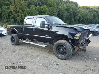 2005 Ford Super Duty F-250 XL with VIN 1FTSW21P55EB34270, listed as a Copart auction lot 71018474 with 75,336 mi miles and Salvage Title. Bid and sale history available at carsss.com. Image 4.