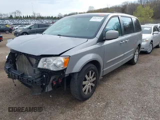 2015 Chrysler Town & Country Touring with VIN 2C4RC1BG0FR706902, listed as a IAAI auction lot 42079036 with 316,041 mi miles. Bid and sale history available at carsss.com. Image 2.