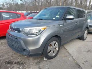 2014 Kia Soul with VIN KNDJN2A27E7010623, listed as a IAAI auction lot 41698067 with Not Provided miles. Bid and sale history available at carsss.com. Image 2.