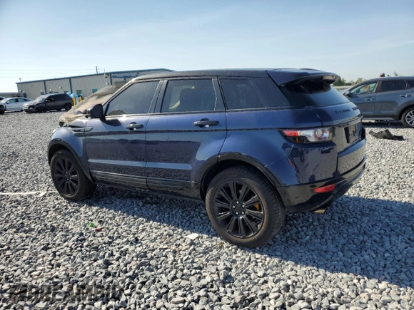 2015 Land Rover Range Rover Evoque Prestige z VIN SALVV2BG2FH012781, wystawiony jako Copart lot #57328405 z przebiegiem Nie podano mil oraz Szkoda całkowita • Salvage title. Historia ofert i sprzedaży dostępna na DreamBid. Obrazek 2.