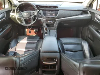2017 Cadillac XT5 Premium Luxury AWD with VIN 1GYKNERS1HZ112898, listed as a Copart auction lot 58984795 with 140,803 mi miles and Salvage title. Bid and sale history available at DreamBid. Image 8.
