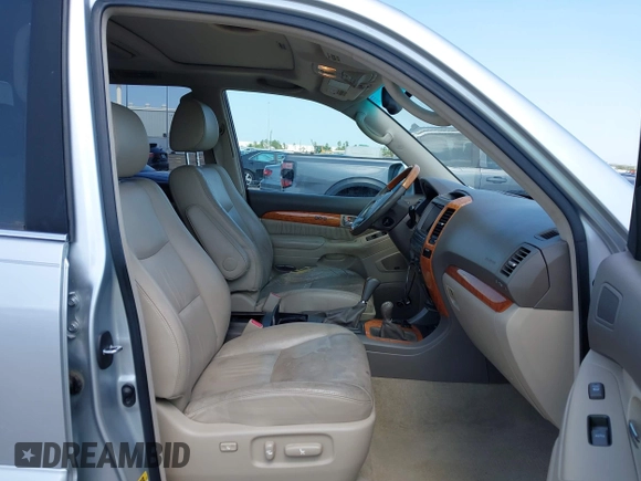2006 Lexus GX 470 z VIN JTJBT20X560124120, wystawiony jako IAAI lot #42216566 z przebiegiem 221 238 mil mil oraz . Historia ofert i sprzedaży dostępna na DreamBid. Obrazek 5.