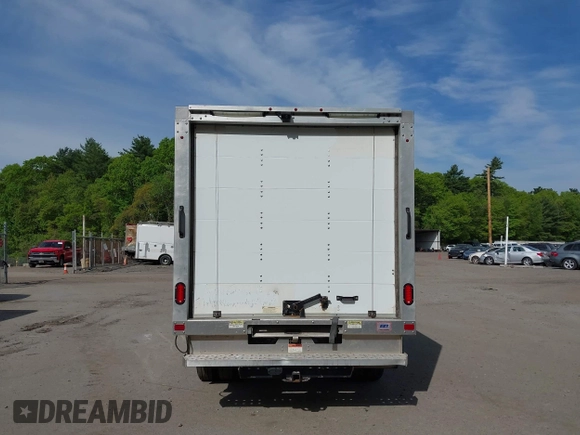 2019 Ford Transit with VIN 1FDBF8ZM1KKA86028, listed as a IAAI auction lot 42165485 with 89,755 mi miles and . Bid and sale history available at DreamBid. Image 16.