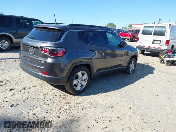 2022 Jeep Compass Latitude with VIN 3C4NJCBB0NT138781, listed as a IAAI auction lot 41897474 with 44,955 mi miles and . Bid and sale history available at carsss.com. Image 4.