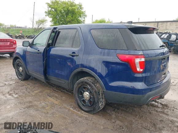 2017 Ford Police Interceptor Utility z VIN 1FM5K8AT8HGC25644, wystawiony jako IAAI lot #42223936 z przebiegiem 199 948 mil mil oraz . Historia ofert i sprzedaży dostępna na DreamBid. Obrazek 3.