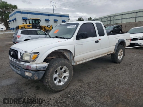 2002 Toyota Tacoma z VIN 5TEWN72N42Z895430, wystawiony jako Copart lot #57458155 z przebiegiem Nie podano mil oraz Szkoda całkowita • Salvage title. Historia ofert i sprzedaży dostępna na DreamBid. Obrazek 1.