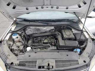 2013 Volkswagen Tiguan SE with VIN WVGAV3AX1DW574009, listed as a Copart auction lot 60936735 with 121,624 mi miles and Clean title. Bid and sale history available at DreamBid. Image 12.