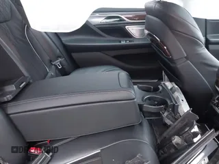 2021 BMW 7 Series 750i xDrive with VIN WBA7U2C09MCF54281, listed as a IAAI auction lot 41725986 with Not provided miles and . Bid and sale history available at DreamBid. Image 8.