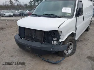 2017 Chevrolet Express Cargo Van with VIN 1GCWGBFG4H1348685, listed as a IAAI auction lot 41234959 with 215,067 mi miles. Bid and sale history available at carsss.com. Image 6.