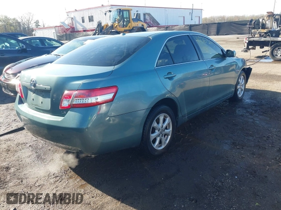 2011 Toyota Camry LE with VIN 4T1BF3EK0BU730405, listed as a IAAI auction lot 41976315 with 250,734 mi miles. Bid and sale history available at carsss.com. Image 4.