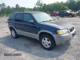 2002 Ford Escape XLT Choice с VIN 1FMYU03122KC83838, выставлен на аукционе IAAI как лот 42396293 с пробегом 109 104 миль миль и . История ставок и продаж доступна на DreamBid. Изображение 1.