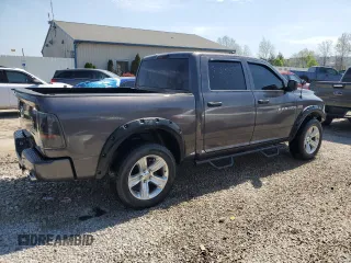 2014 Ram 1500 Express z VIN 1C6RR7KT6ES276554, wystawiony jako Copart lot #53250585 z przebiegiem 110 592 mil mil oraz Nie do naprawy • Non repairable. Historia ofert i sprzedaży dostępna na DreamBid. Obrazek 3.