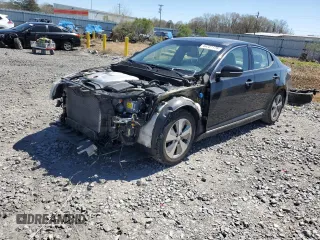 2016 Kia Optima EX z VIN KNAGN4AD8G5094972, wystawiony jako Copart lot #49231125 z przebiegiem 142 038 mil mil oraz Szkoda całkowita • Salvage title. Historia ofert i sprzedaży dostępna na DreamBid. Obrazek 1.