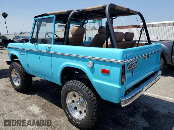 1969 Ford Bronco with VIN U15GLE92472, listed as a Copart auction lot 55164735 with 1,521 mi miles and Salvage title. Bid and sale history available at DreamBid. Image 2.