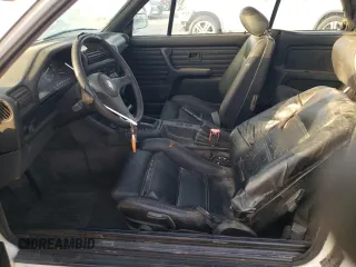 1989 BMW 3 Series z VIN WBABB2306K8875241, wystawiony jako Copart lot #75549524 z przebiegiem 161 039 mil mil oraz Czysty tytuł • Clean title. Historia ofert i sprzedaży dostępna na DreamBid. Obrazek 7.