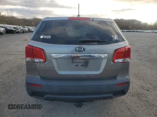 2012 Kia Sorento LX with VIN 5XYKT4A11CG237142, listed as a Copart auction lot 76637024 with 323,504 mi miles and Clean Title. Bid and sale history available at carsss.com. Image 6.
