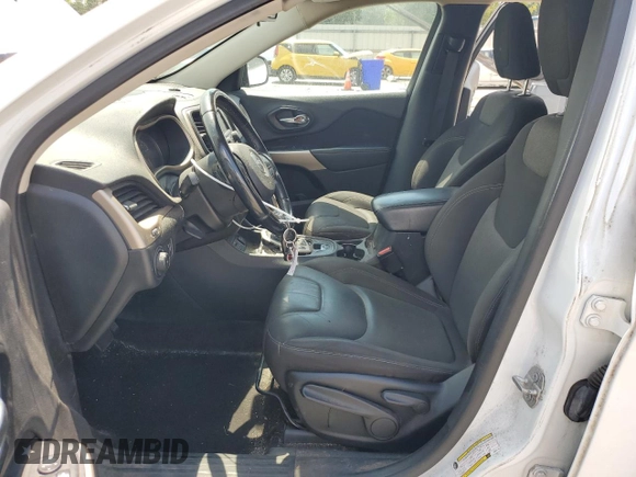 2018 Jeep Cherokee Latitude with VIN 1C4PJLCB1JD557116, listed as a Copart auction lot 57663885 with 108,289 mi miles and Salvage title. Bid and sale history available at DreamBid. Image 7.