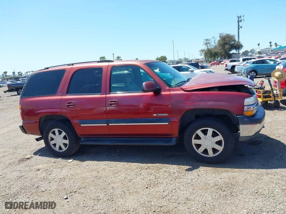 2001 Chevrolet Tahoe LT with VIN 1GNEC13T01R218517, listed as a IAAI auction lot 41979136 with 291,164 mi miles. Bid and sale history available at carsss.com. Image 13.