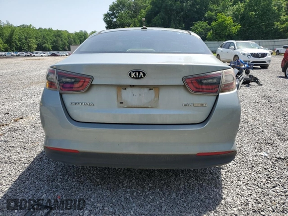 2016 Kia Optima EX z VIN KNAGN4AD1G5092884, wystawiony jako Copart lot #56928385 z przebiegiem 172 402 mil mil oraz Szkoda całkowita • Salvage title. Historia ofert i sprzedaży dostępna na DreamBid. Obrazek 6.
