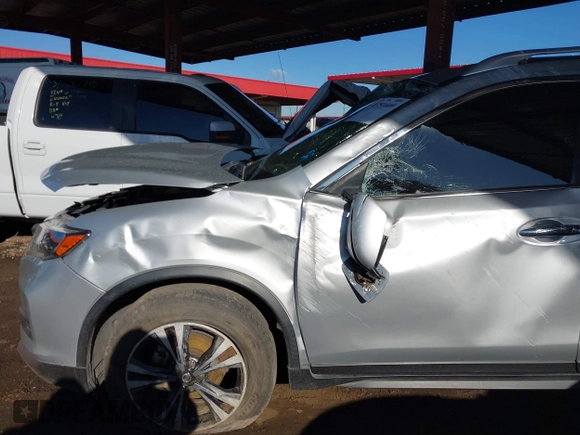 2019 Nissan Rogue SV with VIN JN8AT2MT6KW265036, listed as a IAAI auction lot 41751609 with 83,493 mi miles. Bid and sale history available at carsss.com. Image 6.