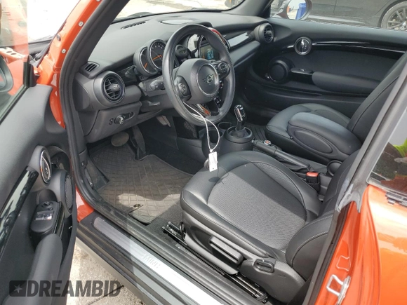 2021 MINI Hardtop Cooper with VIN WMWXR3C03M2N94446, listed as a Copart auction lot 56406585 with 25,240 mi miles and Salvage title. Bid and sale history available at DreamBid. Image 8.