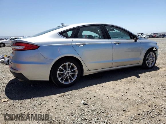 2020 Ford Fusion SE z VIN 3FA6P0HDXLR235383, wystawiony jako Copart lot #56752235 z przebiegiem 92 919 mil mil oraz Szkoda całkowita • Salvage title. Historia ofert i sprzedaży dostępna na DreamBid. Obrazek 3.