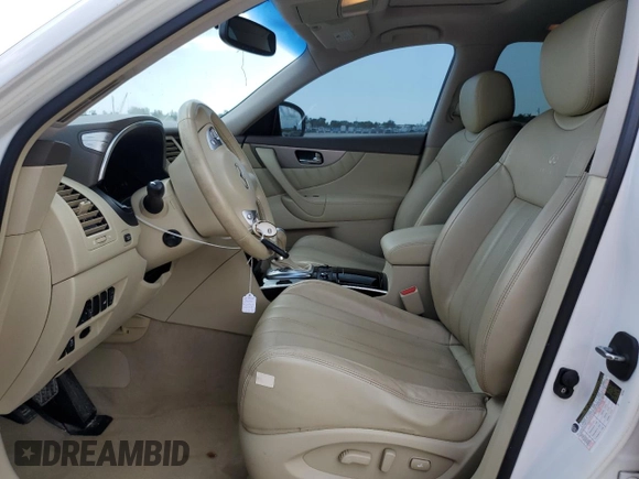 2014 Infiniti QX70 with VIN JN8CS1MU5EM450385, listed as a Copart auction lot 60201735 with 196,097 mi miles and Salvage title. Bid and sale history available at DreamBid. Image 7.