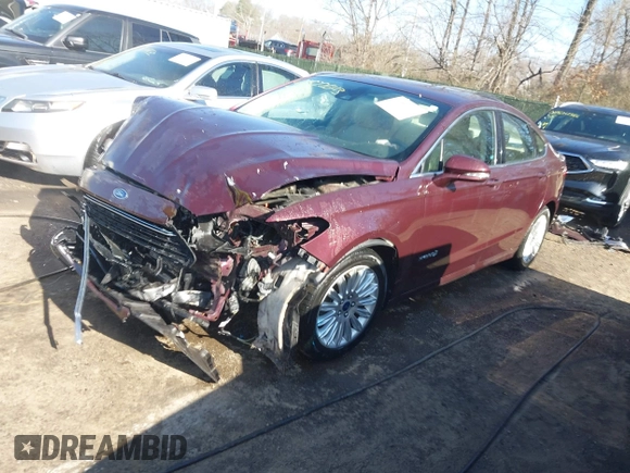 2013 Ford Fusion SE Hybrid with VIN 3FA6P0LU8DR206943, listed as a IAAI auction lot 41822643 with 141,484 mi miles. Bid and sale history available at carsss.com. Image 2.